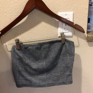 Plaided black and white bandeau